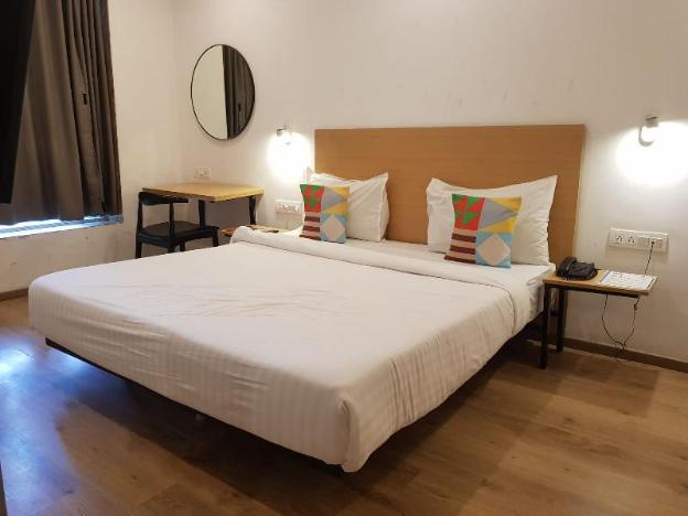 hotel singhs international