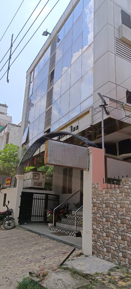 sarin inn boutique hotel