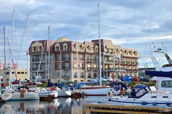 Chateau Arnaud,Quebec>>Plage Routhier,4 star