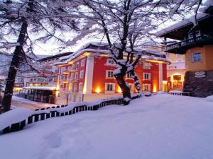 hotel post