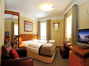 hotel post