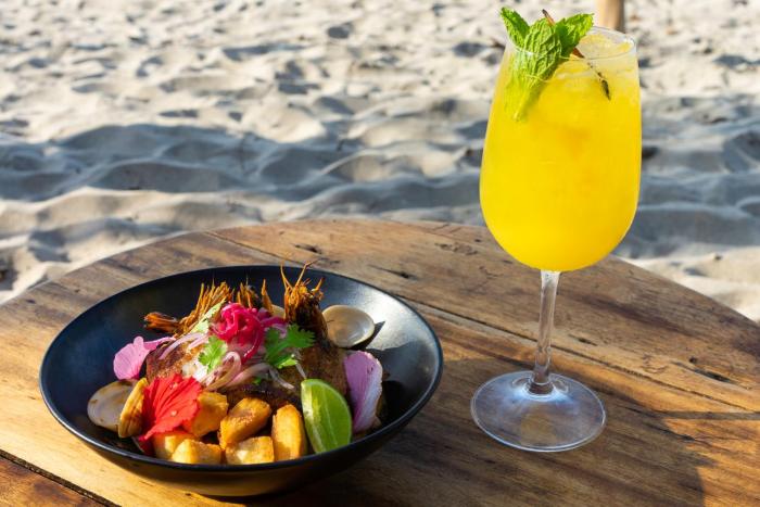 hotel playa las marias