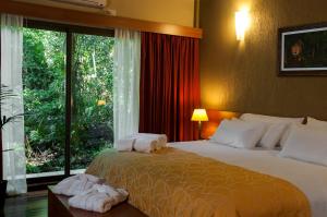 yvy hotel de selva