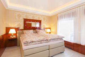 Hotel-Restaurant Breitenbacher Hof,Huerth>>Cologne,3 star