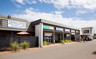 Nightcap At Dalrymple Hotel,Garbutt>>Cluden,3 star