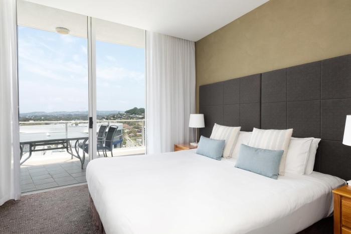 mantra twin towns