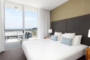 mantra twin towns