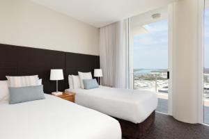 mantra twin towns