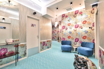 Hotel 33 Marbeuf ,Île-De-France>>Paris,4 star