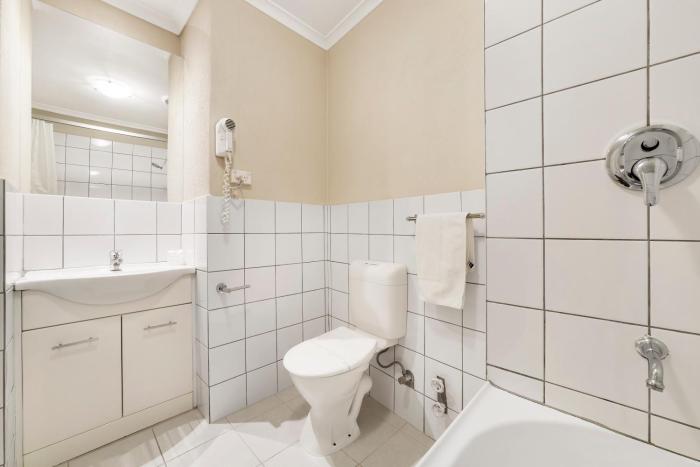 ciloms airport lodge