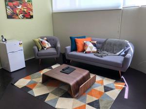 ciloms airport lodge