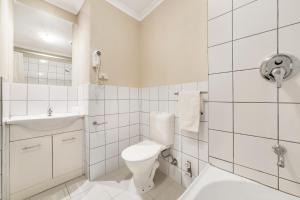 ciloms airport lodge