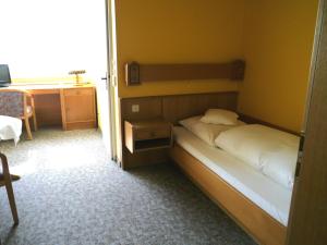 Hotel Schwan,Forbach>>Baden-Baden,3 star
