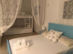 Two Mermaids Hotel,Relief Road,3 star