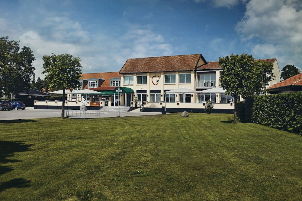 molskroen strandhotel