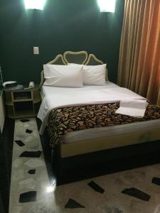 hotel business