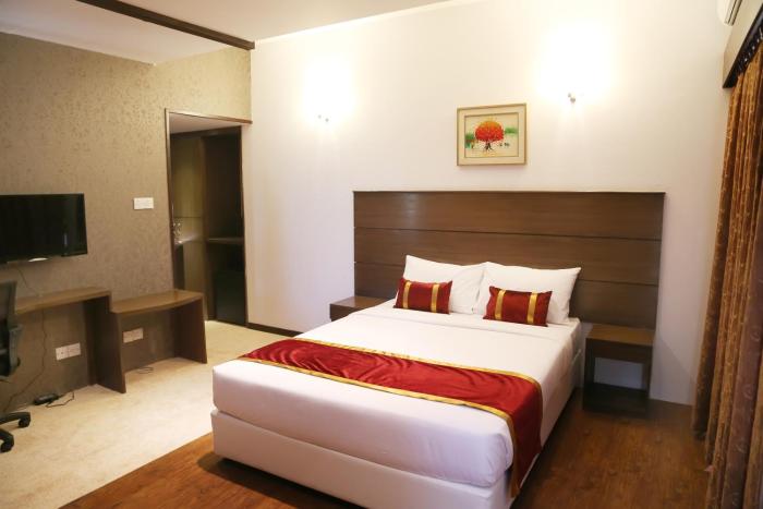 grand oriental hotel