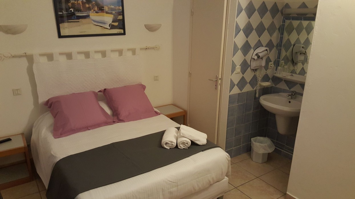 corsica hostel porto vecchio