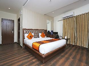 Oyo 897 Hotel Surabhi Elite,Plot No 11-13-196/5/A&B, Kothapet,3 star