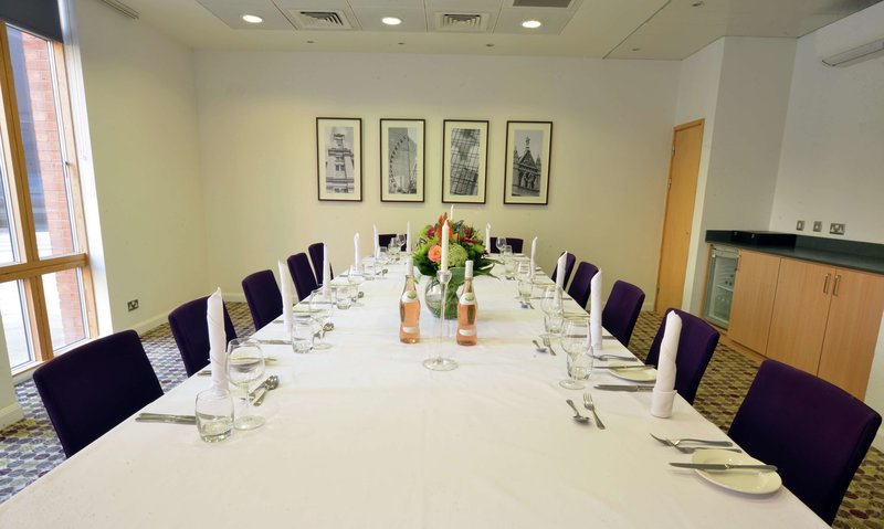 hilton garden inn birmingham brindley place