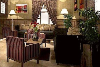 bracken court hotel