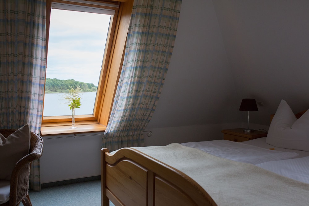 hotel am fleesensee