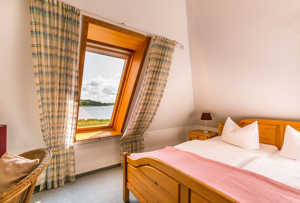 hotel am fleesensee