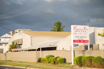 hampton villa motel