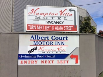 hampton villa motel