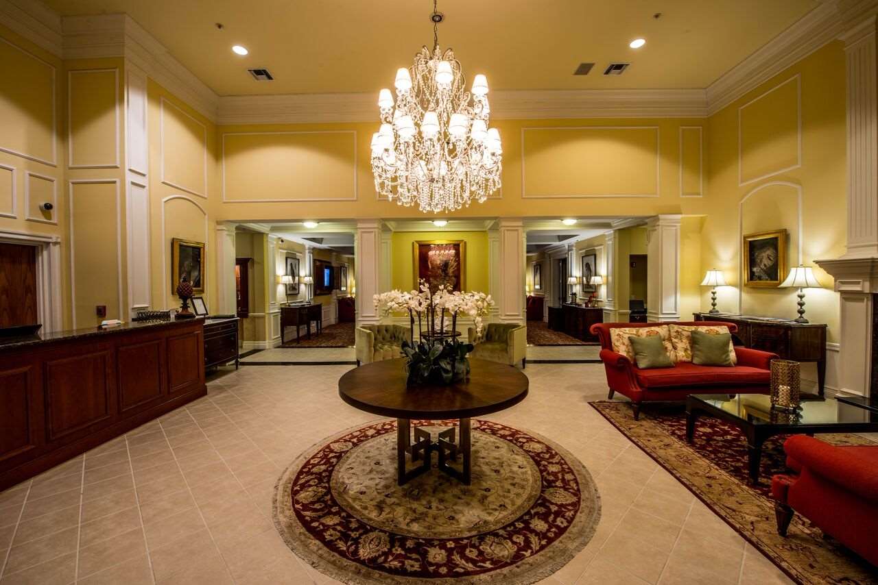 trianon bonita bay