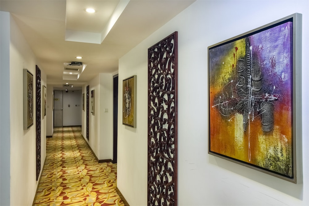 hotel bengal blueberry