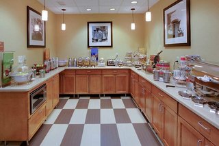 Hampton Inn Bordentown,Bordentown Township>>Bordentown,2.5 star