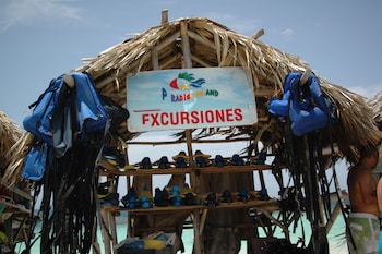 Paradise Island Beach Resort,Paradise Island>>La Isabela,3 star