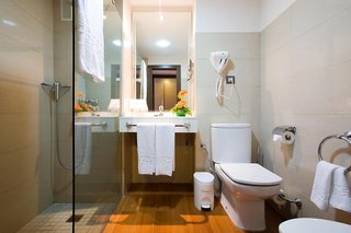 Hotel Livvo Corralejo Beach,Near Centro Comercial El Campanario,4 star