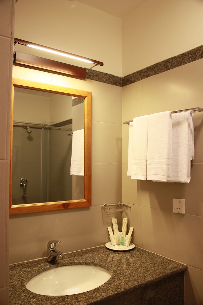 lux riverside hotel and apartment