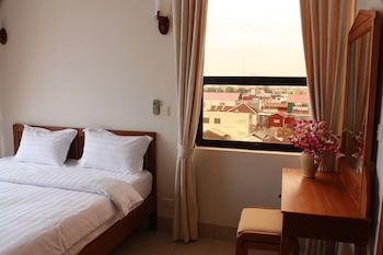 lux riverside hotel and apartment