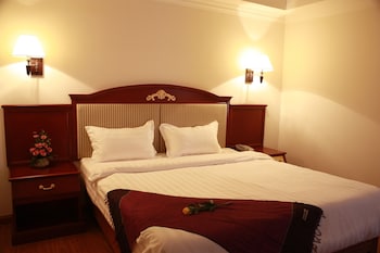 lux riverside hotel and apartment