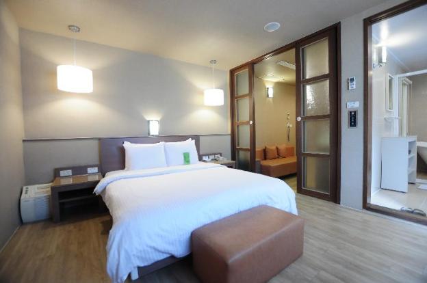 kindness hotel han shen