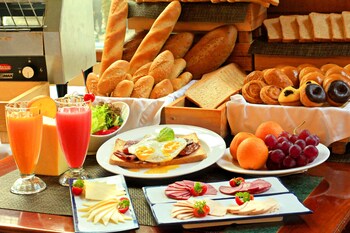 millennium hotel sirih jakarta