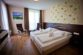 ezusthid hotel
