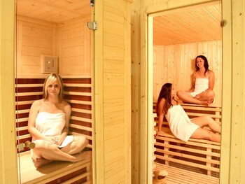 ezusthid hotel