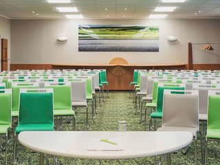 ibis styles marseille provence aeroport