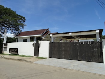 cleon villas pension