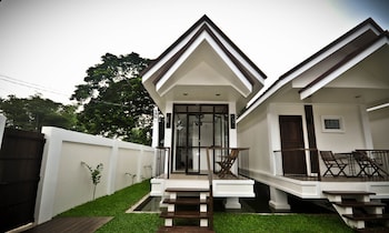 cleon villas pension