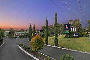 Knox International Hotel & Apartments,Gembrook>>Aireys Inlet,4 star