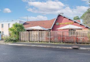 B&B Hotel Bordeaux Merignac Cadera Aeroport,,3 star