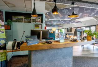 B&B Hotel Bordeaux Merignac Cadera Aeroport,,3 star