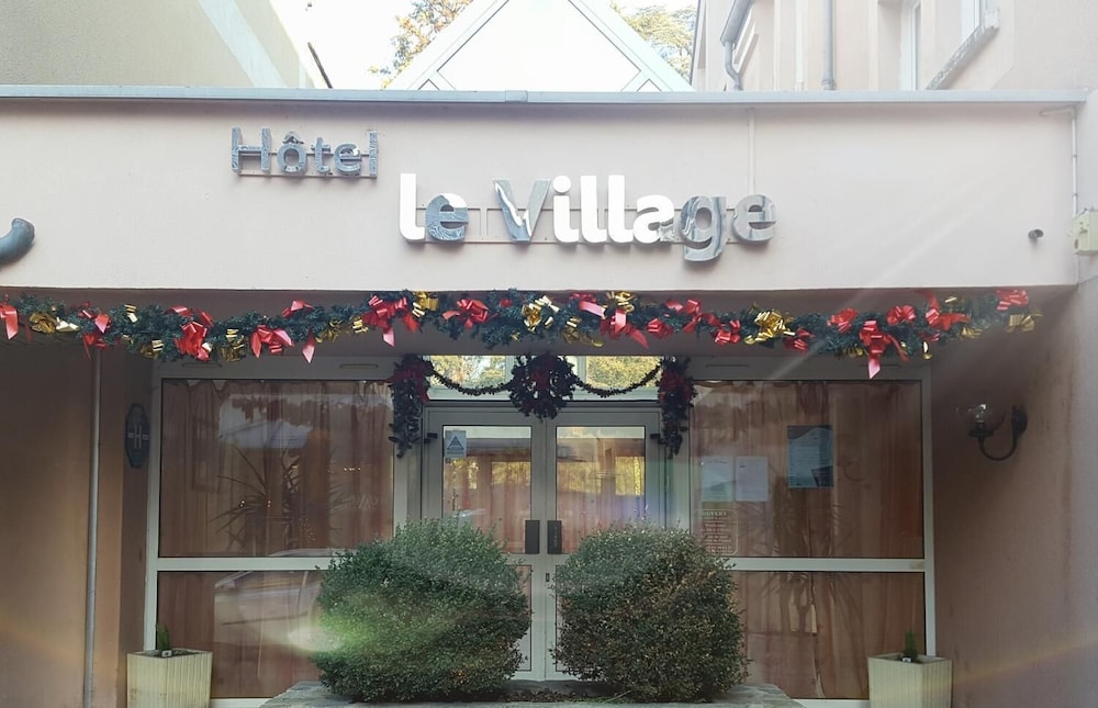 hotel le village