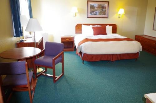 riviera motor lodge