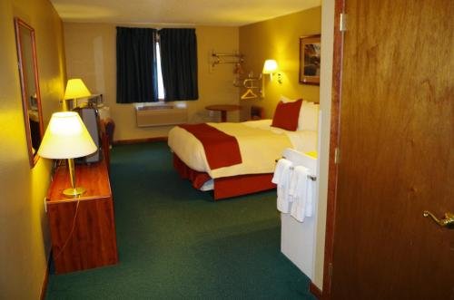 riviera motor lodge
